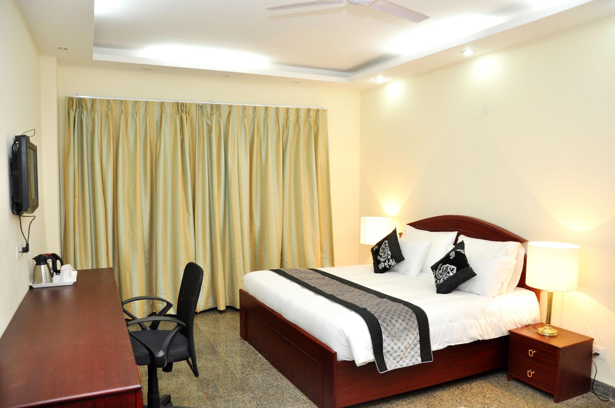 Oyo 367 Hotel Forest Green New Delhi Buitenkant foto