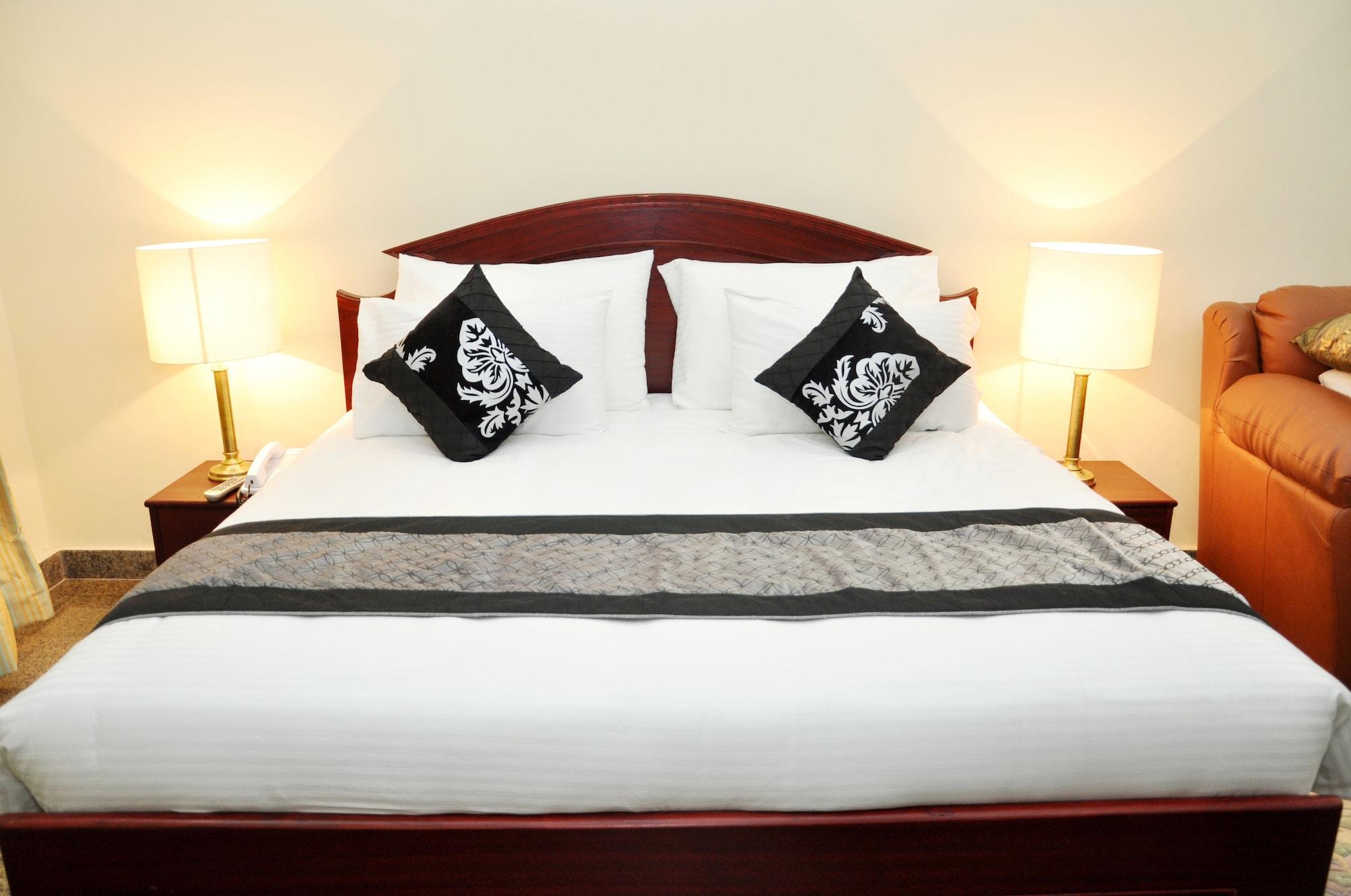Oyo 367 Hotel Forest Green New Delhi Buitenkant foto