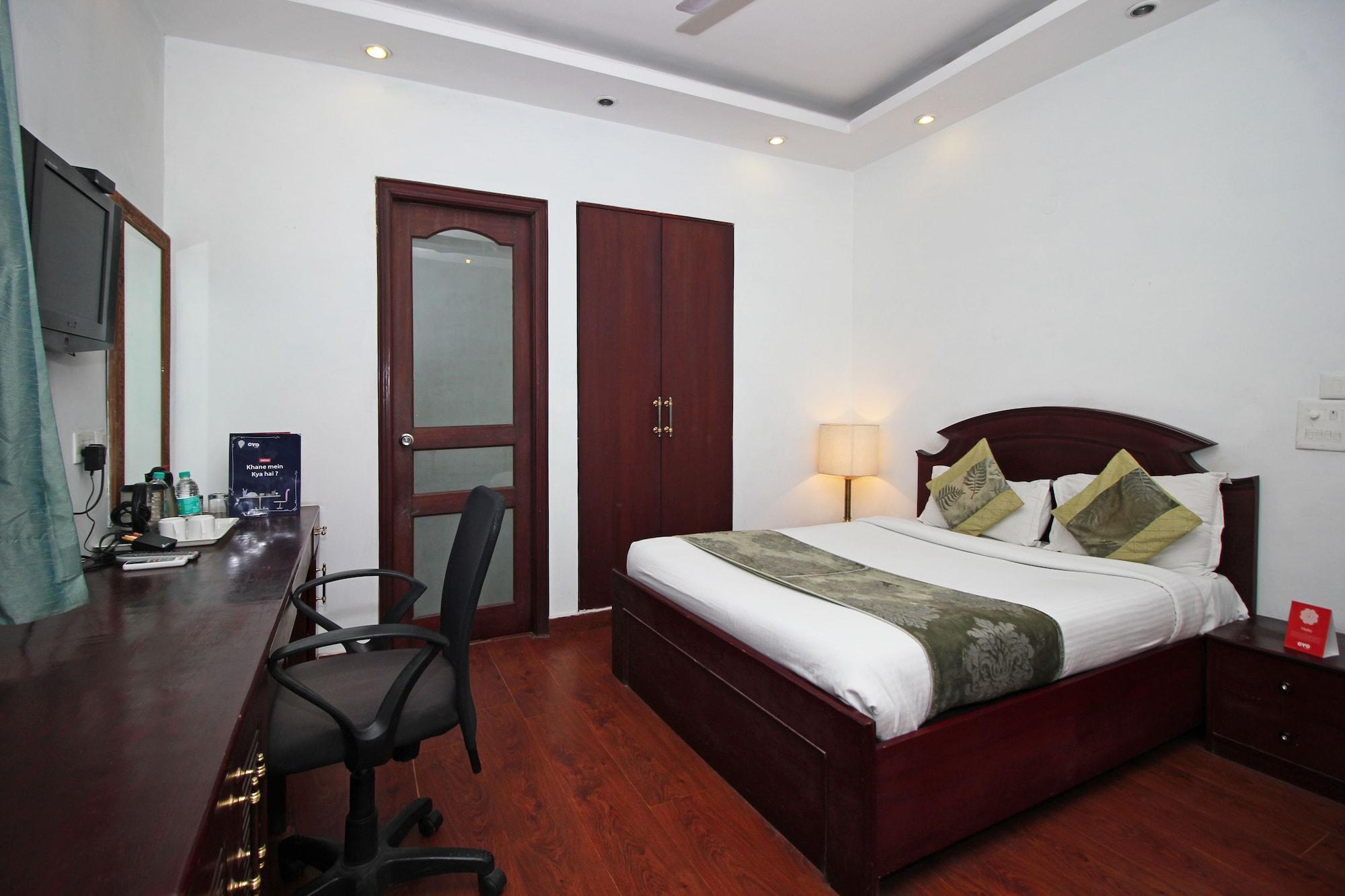 Oyo 367 Hotel Forest Green New Delhi Buitenkant foto
