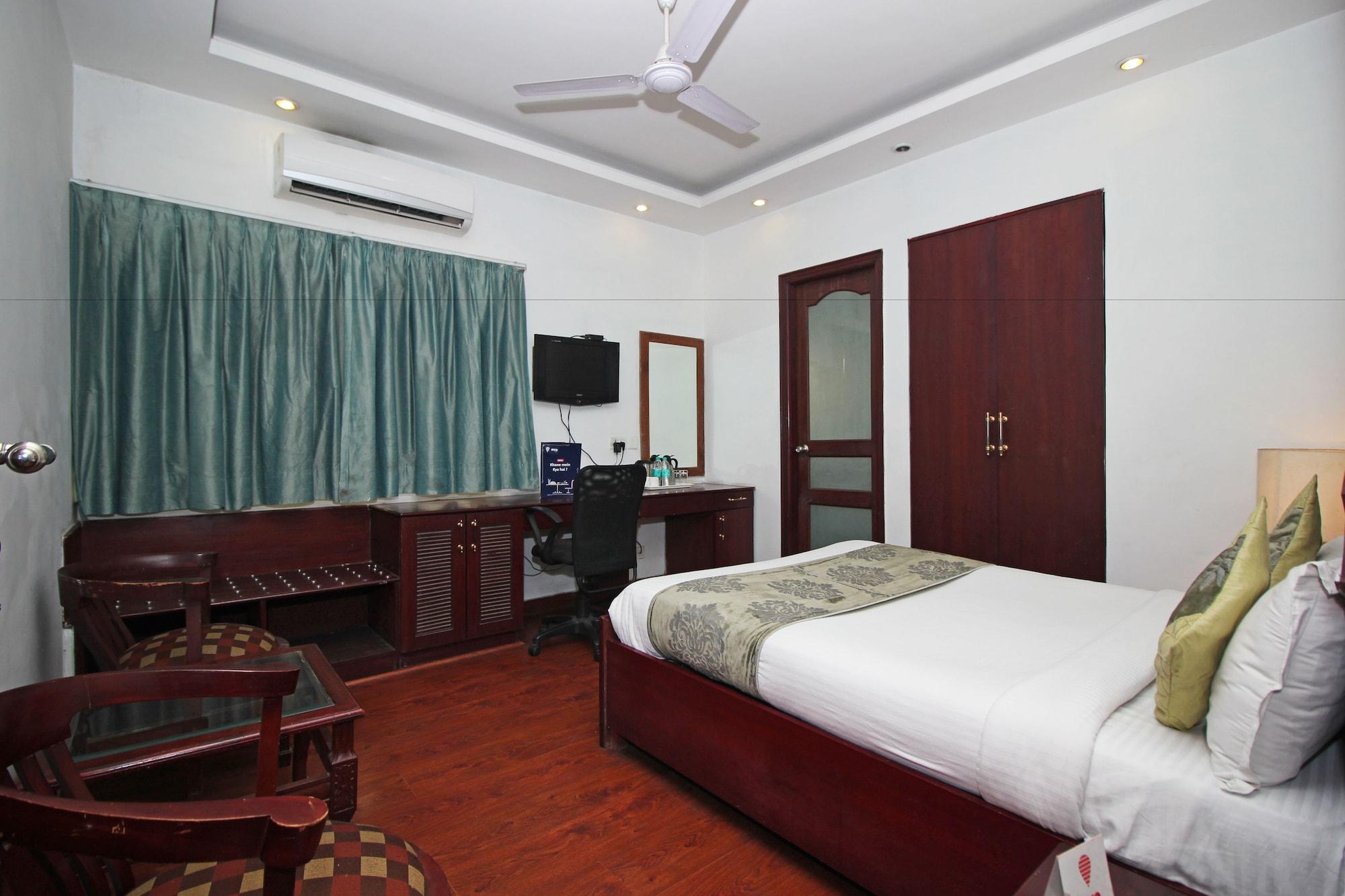 Oyo 367 Hotel Forest Green New Delhi Buitenkant foto