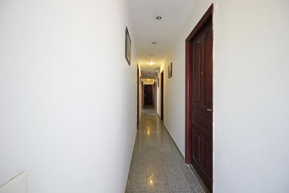 Oyo 367 Hotel Forest Green New Delhi Buitenkant foto