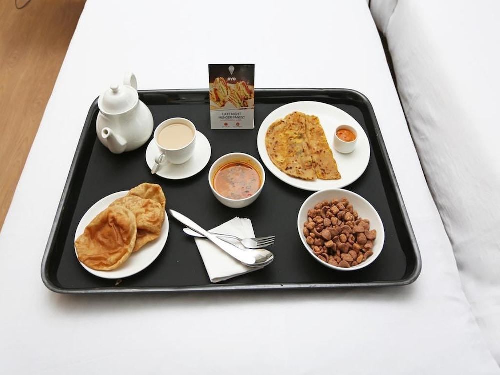 Oyo 367 Hotel Forest Green New Delhi Buitenkant foto