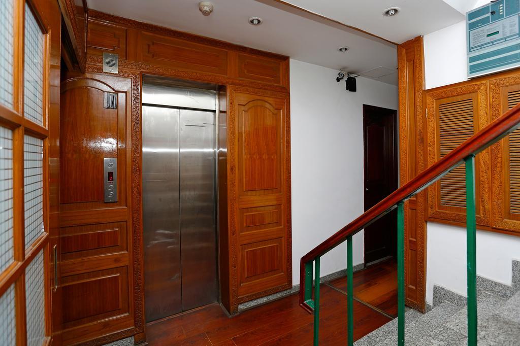 Oyo 367 Hotel Forest Green New Delhi Buitenkant foto