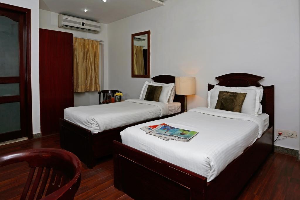 Oyo 367 Hotel Forest Green New Delhi Buitenkant foto