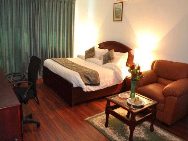 Oyo 367 Hotel Forest Green New Delhi Buitenkant foto