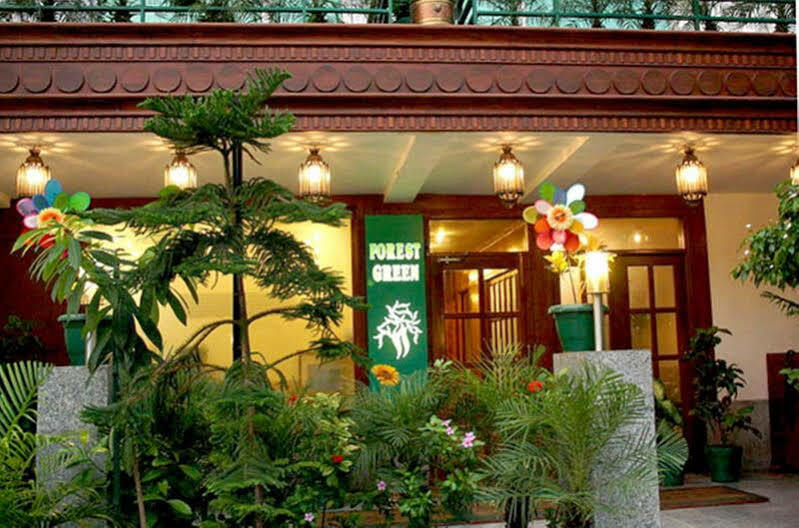 Oyo 367 Hotel Forest Green New Delhi Buitenkant foto